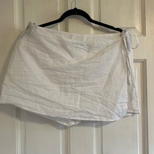 White cotton skort